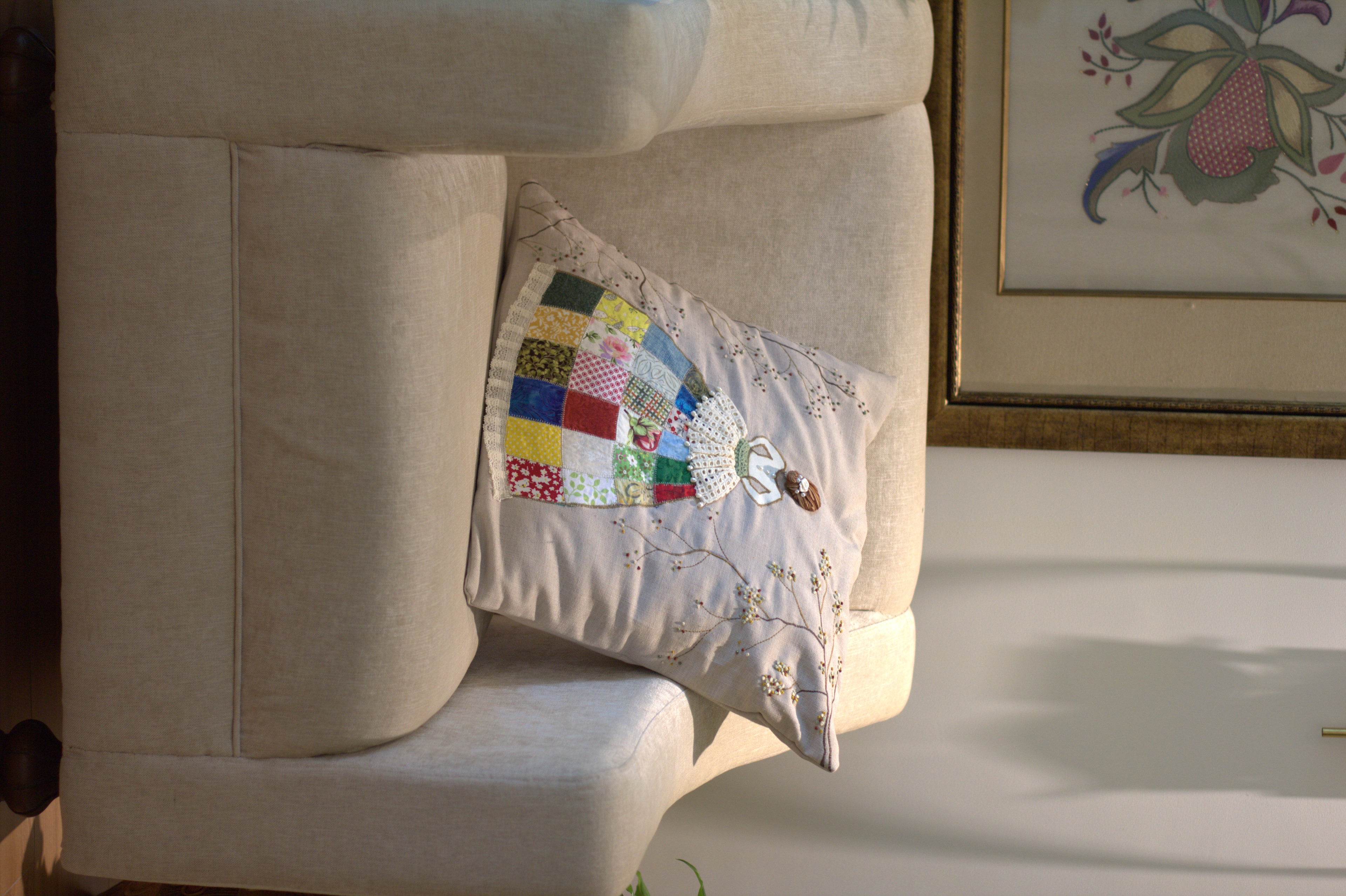 Cushion 10