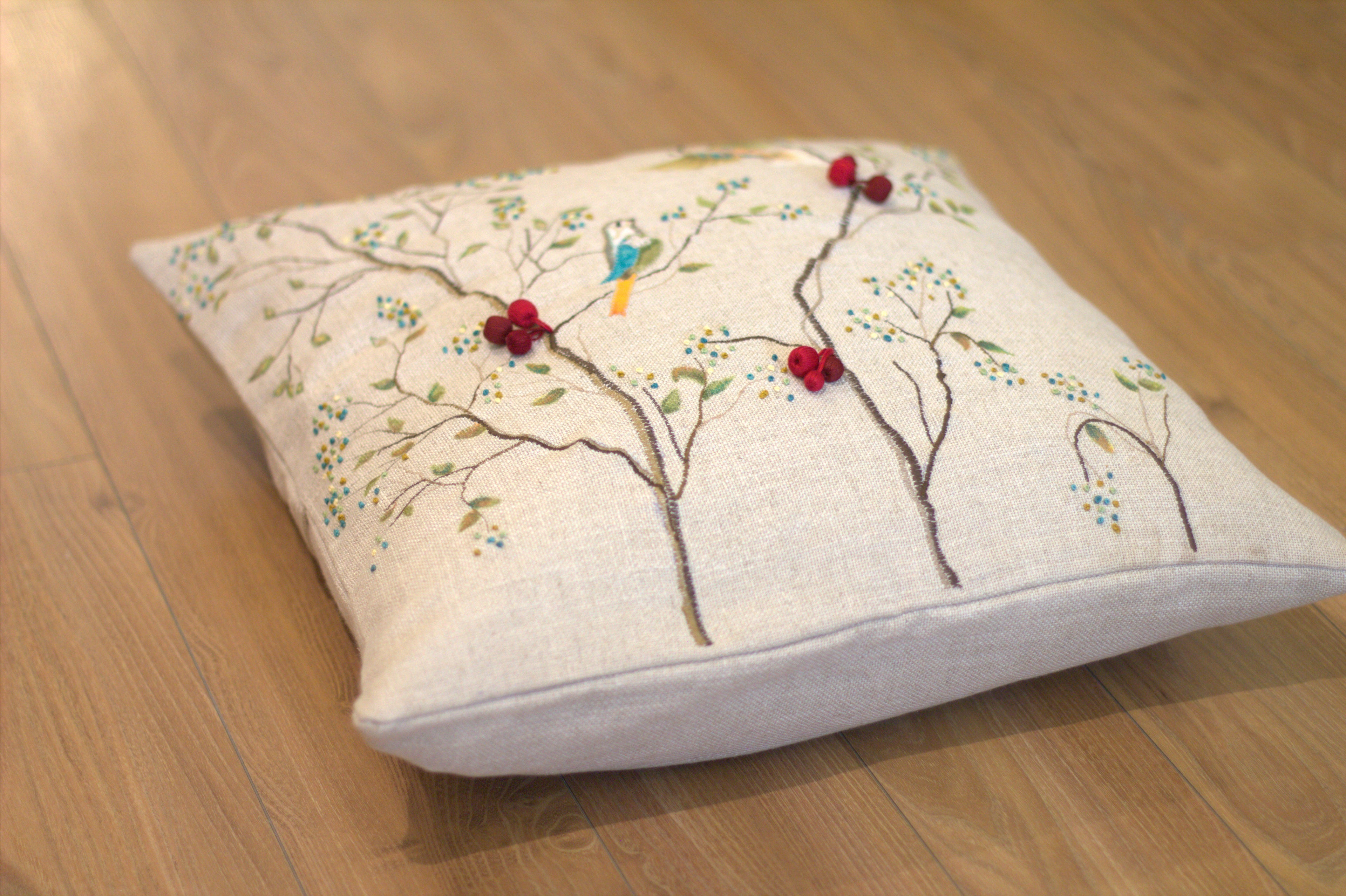 Cushion 8