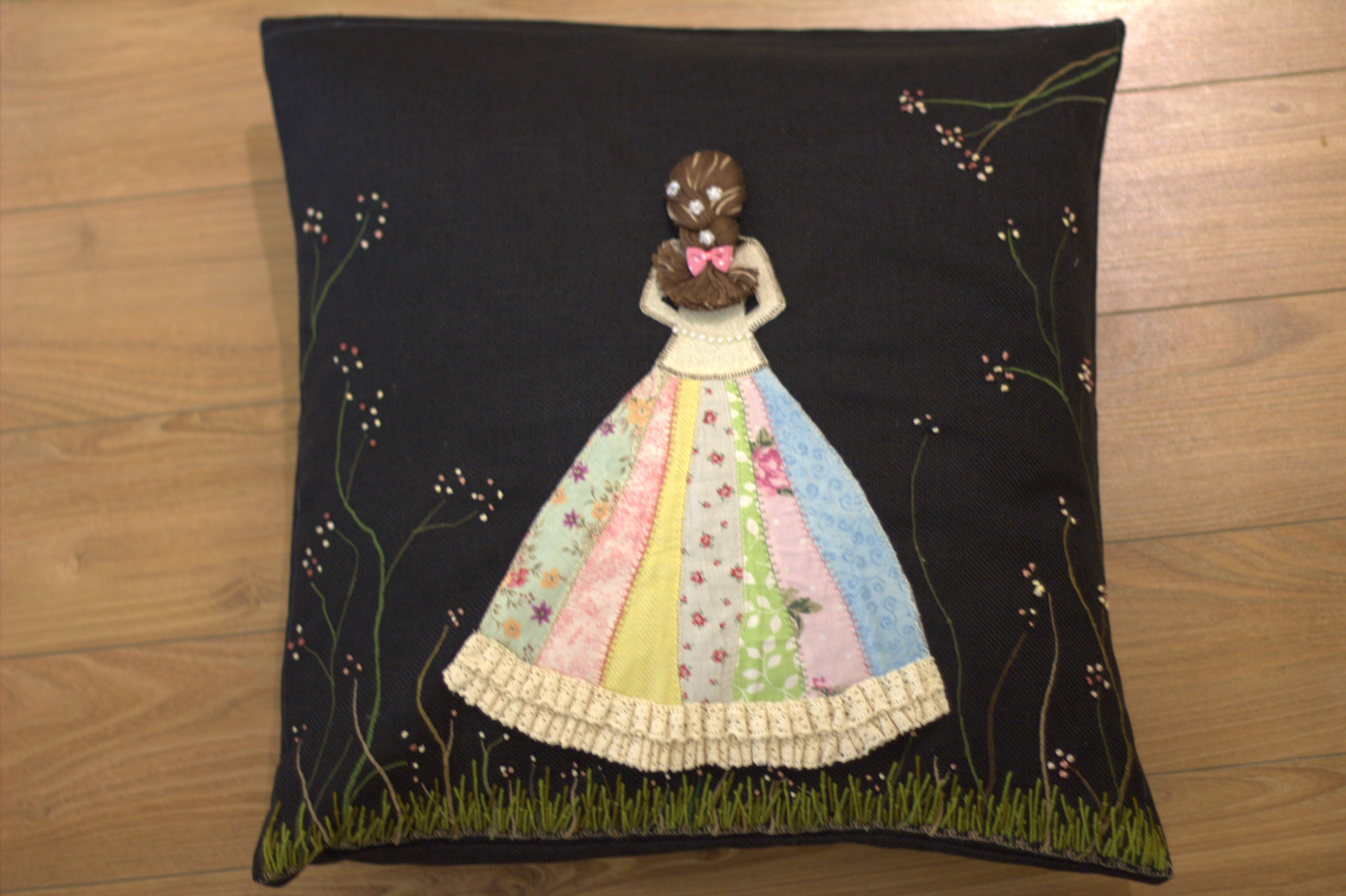 Cushion 4